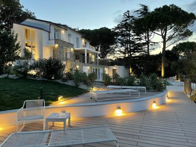 Soluzioni Francesconi Architectural Light per una villa privata sul promontorio Ligure